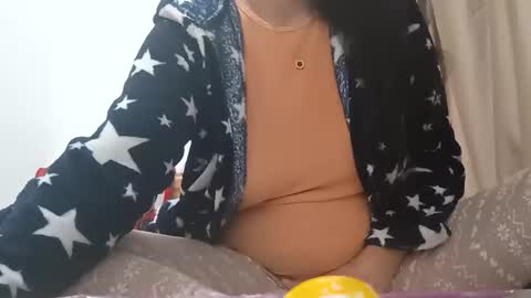 Snapshot of jessiestar31 chatting on 13, 10, 2025 jessiestar31 online show from 13, 10, 2025