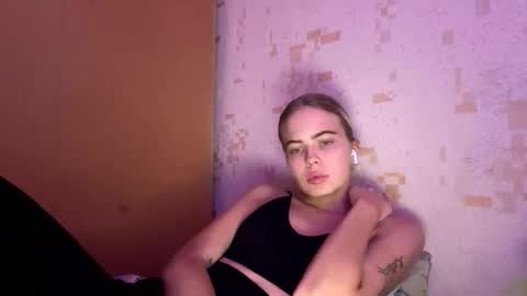 Snapshot of jessika_evans chatting on 15, 10, 2025 jessika_evans online show from 15, 10, 2025