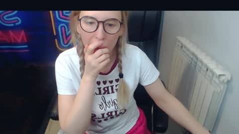 Victoria online show from 30, 12, 2024
