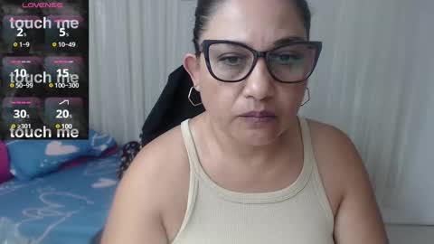 paola online show from 25, 1, 2025