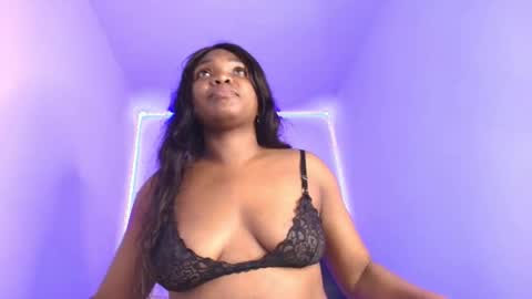 Snapshot of jessten1 chatting on 28, 11, 2025 jessten1 online show from 28, 11, 2025