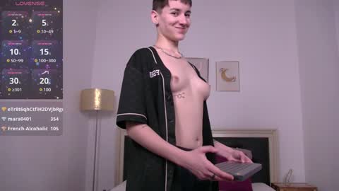 Snapshot of jessyadore chatting on 6, 2, 2025 Jessy online show from 6, 2, 2025