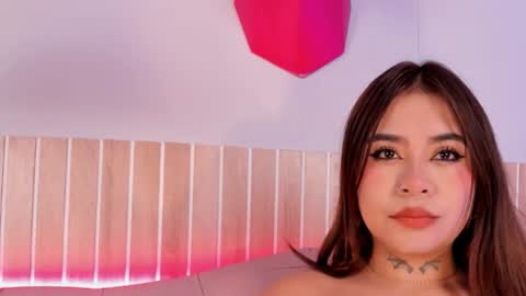 Jessy Morgan online show from 2, 12, 2025