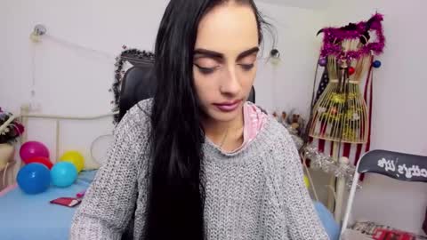 Snapshot of jessystarrr chatting on 1, 1, 2025 Jessy online show from 1, 1, 2025