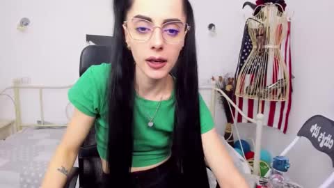 Snapshot of jessystarrr chatting on 15, 1, 2025 Jessy online show from 15, 1, 2025