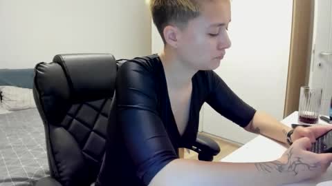 Jessy ---  online show from 23, 2, 2026