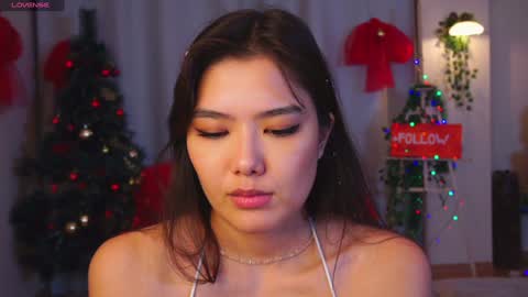 Hi all. My name is Naomi and Im glad to see you in my room  online show from 27, 12, 2024