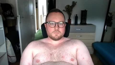 Snapshot of jeuneloup92 chatting on 16, 11, 2025 jeuneloup92 online show from 16, 11, 2025