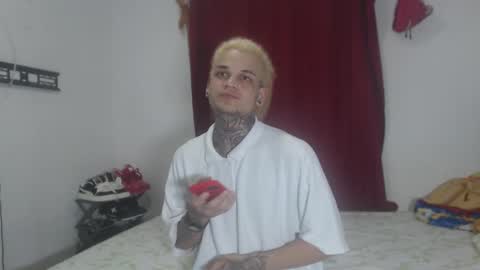 Snapshot of jeykob_23 chatting on 24, 12, 2024 JEYKOB online show from 24, 12, 2024