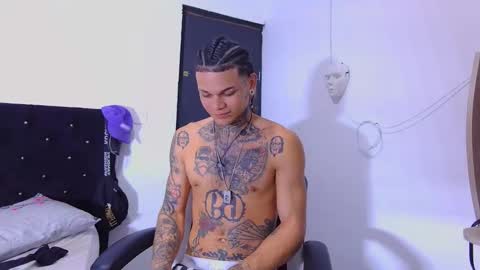 Snapshot of jeykob_23 chatting on 14, 11, 2025 JEYKOB online show from 14, 11, 2025