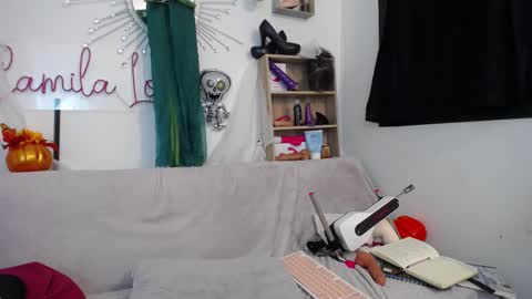 Camila online show from 10, 10, 2025