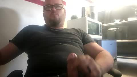 Snapshot of jg1002 chatting on 21, 10, 2025 jg1002 online show from 21, 10, 2025