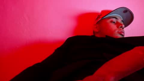 Snapshot of jgansta300 chatting on 26, 11, 2025 jgansta300 online show from 26, 11, 2025