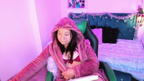 Jhiinny online show from 28, 12, 2024