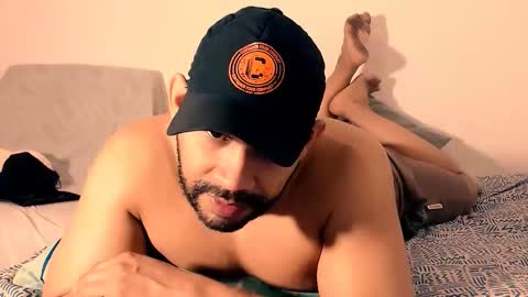 En moreno online show from 12, 11, 2025