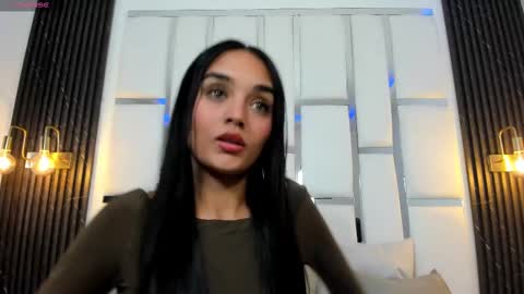 Snapshot of jhoanaduran_ chatting on 1, 2, 2025 Jhoana online show from 1, 2, 2025