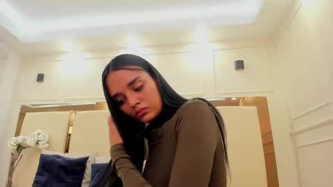 Snapshot of jhoanaduran_ chatting on 17, 10, 2025 Jhoana online show from 17, 10, 2025