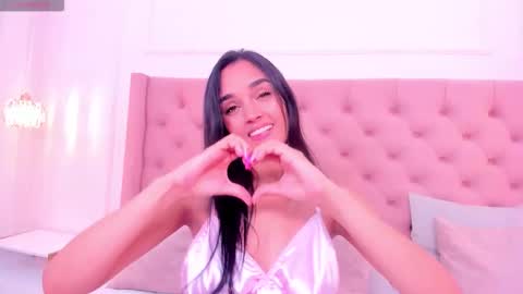 Snapshot of jhoanaduran_ chatting on 14, 11, 2025 Jhoana online show from 14, 11, 2025