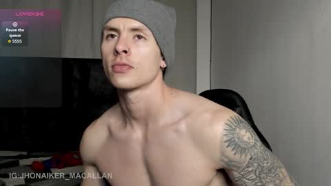 Jhonaiker online show from 7, 1, 2026