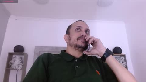 Snapshot of jhontorres018 chatting on 2, 2, 2026 jhontorres018 online show from 2, 2, 2026