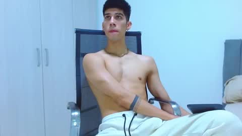 jhony_sex3 online show from 10, 10, 2025