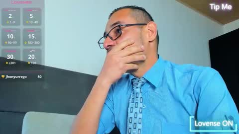 Snapshot of jhonyalzate chatting on 18, 3, 2026 Jhony Alzate online show from 18, 3, 2026