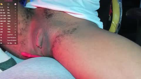 Snapshot of jhonymiller chatting on 3, 10, 2025 jhonymiller online show from 3, 10, 2025