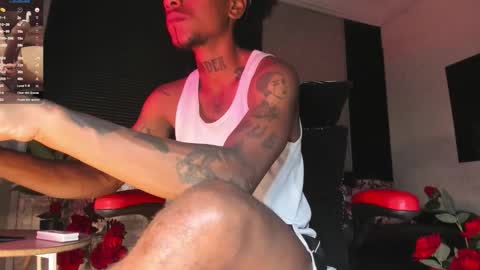 Snapshot of jhonymiller chatting on 30, 11, 2025 jhonymiller online show from 30, 11, 2025