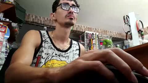 Snapshot of jhosuamoore chatting on 4, 4, 2026 Jhosuamoore online show from 4, 4, 2026