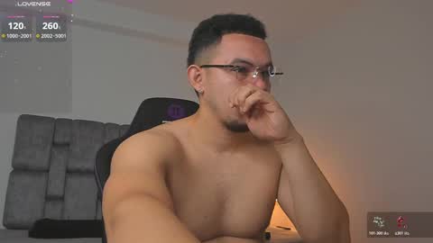 Jhonatan80  online show from 19, 11, 2025