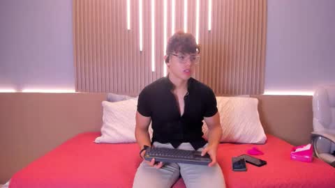 jhoumod_21 online show from 21, 10, 2025