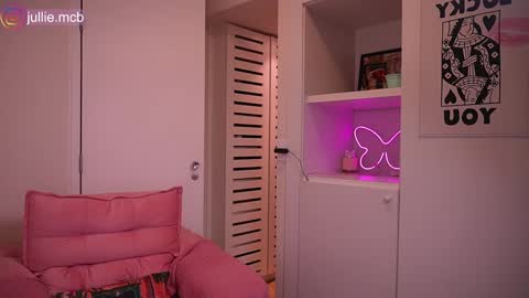 Snapshot of jhulysex chatting on 17, 10, 2025 jhulysex online show from 17, 10, 2025