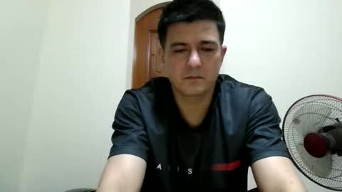 Snapshot of jhwozy chatting on 8, 11, 2025 jhwozy online show from 8, 11, 2025