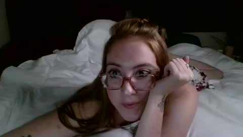 jilliangiselle online show from 16, 9, 2025