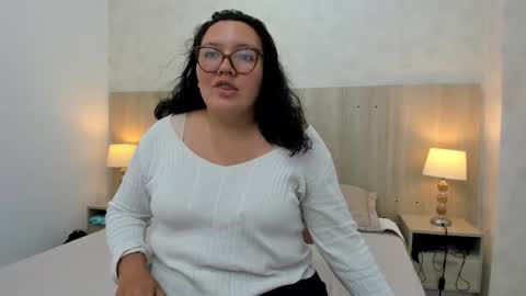 Snapshot of jimena_sandoval chatting on 16, 12, 2025 Jimena online show from 16, 12, 2025