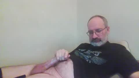Snapshot of jimmielove2046 chatting on 8, 1, 2026 jimmielove2046 online show from 8, 1, 2026
