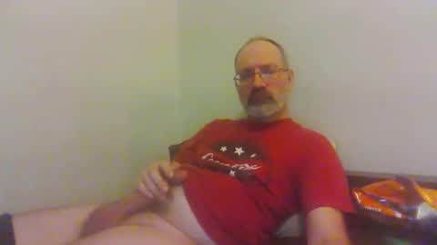 Snapshot of jimmielove2046 chatting on 15, 1, 2026 jimmielove2046 online show from 15, 1, 2026