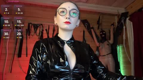 Jinhee Noir online show from 7, 4, 2026