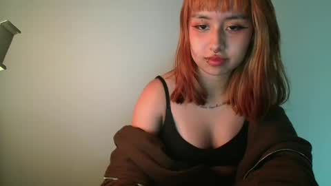 Snapshot of jinxxx_08 chatting on 27, 11, 2025 Minaa online show from 27, 11, 2025