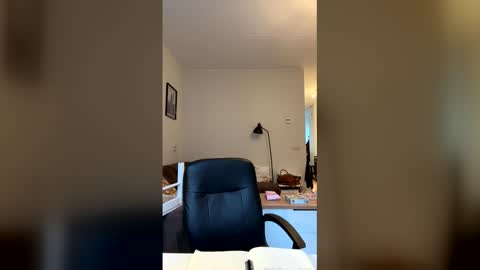 Snapshot of jjd8 chatting on 19, 12, 2025 jjd8 online show from 19, 12, 2025