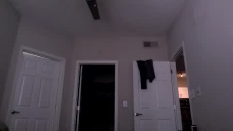 jmeaty5 online show from 17, 12, 2025