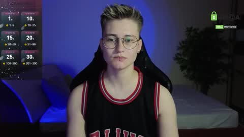 Snapshot of joan_night chatting on 12, 9, 2025 J online show from 12, 9, 2025