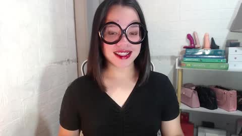 Joana online show from 5, 1, 2025