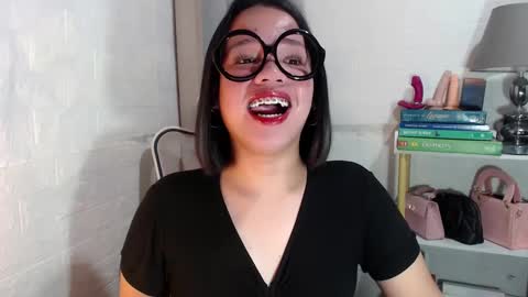 Joana online show from 7, 1, 2025