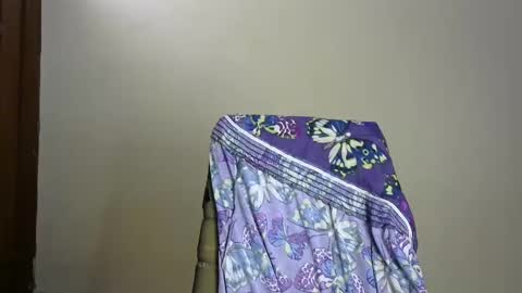 Snapshot of joankein_255 chatting on 21, 2, 2025 varl online show from 21, 2, 2025