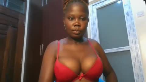 Snapshot of joankein_255 chatting on 3, 11, 2025 varl online show from 3, 11, 2025