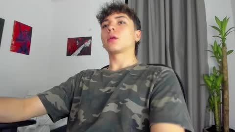 Snapshot of joe23___ chatting on 13, 11, 2025 Joe online show from 13, 11, 2025