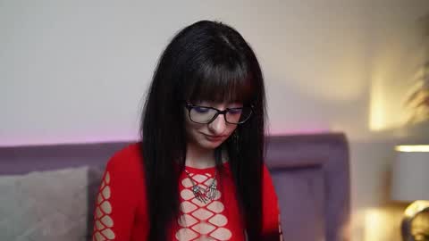  Joelle  online show from 11, 11, 2025