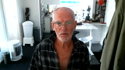 Snapshot of joenegroni888 chatting on 23, 11, 2025 Joenegroni online show from 23, 11, 2025