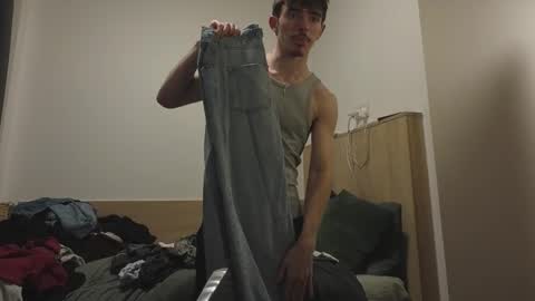 Snapshot of joeosulli2024 chatting on 16, 10, 2025 JoeOsulli online show from 16, 10, 2025